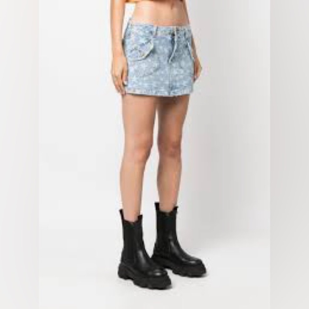 ERL Blue Jacquard Denim Miniskirt
Size Small - Picture 2 of 8